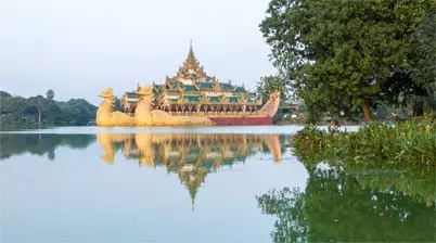 Kandawgyi Lake Yangon bezienswaardigheden