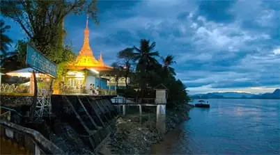 Shweyinhmyaw Paga bij Hpa-An in Myanmar