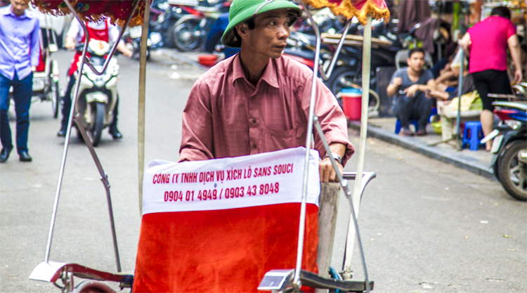 Riskja bestuurder in Hanoi tips