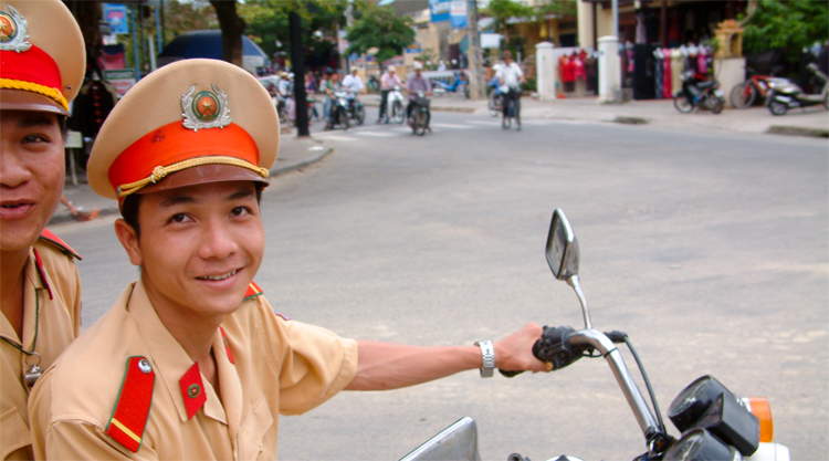 Vietnamese agenten in Hoi An Vietnam