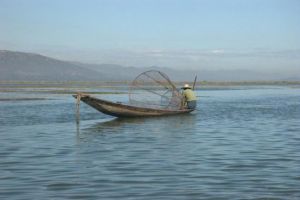 342-myanmar-inle-lake-visser