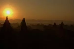 562-myanmar-bagan-zonsopgang