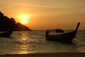 740-thailand-koh-lipe-zonsondergang-sunrise-beach