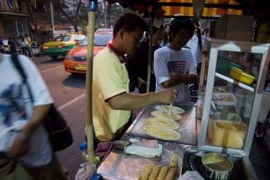 009-thailand-bangkok-street-vendor