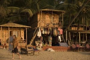 551-beach-shacks-palolem-beach-goa_copy_1