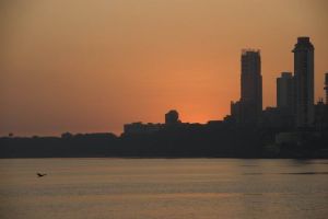 777-sunset-chowpatt-beach-mumbai_copy_1
