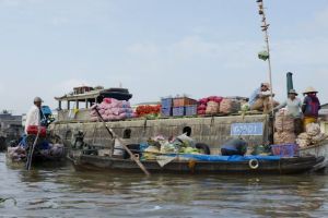 1190-vietnam-mekong-delta-can-tho-floating-marketing